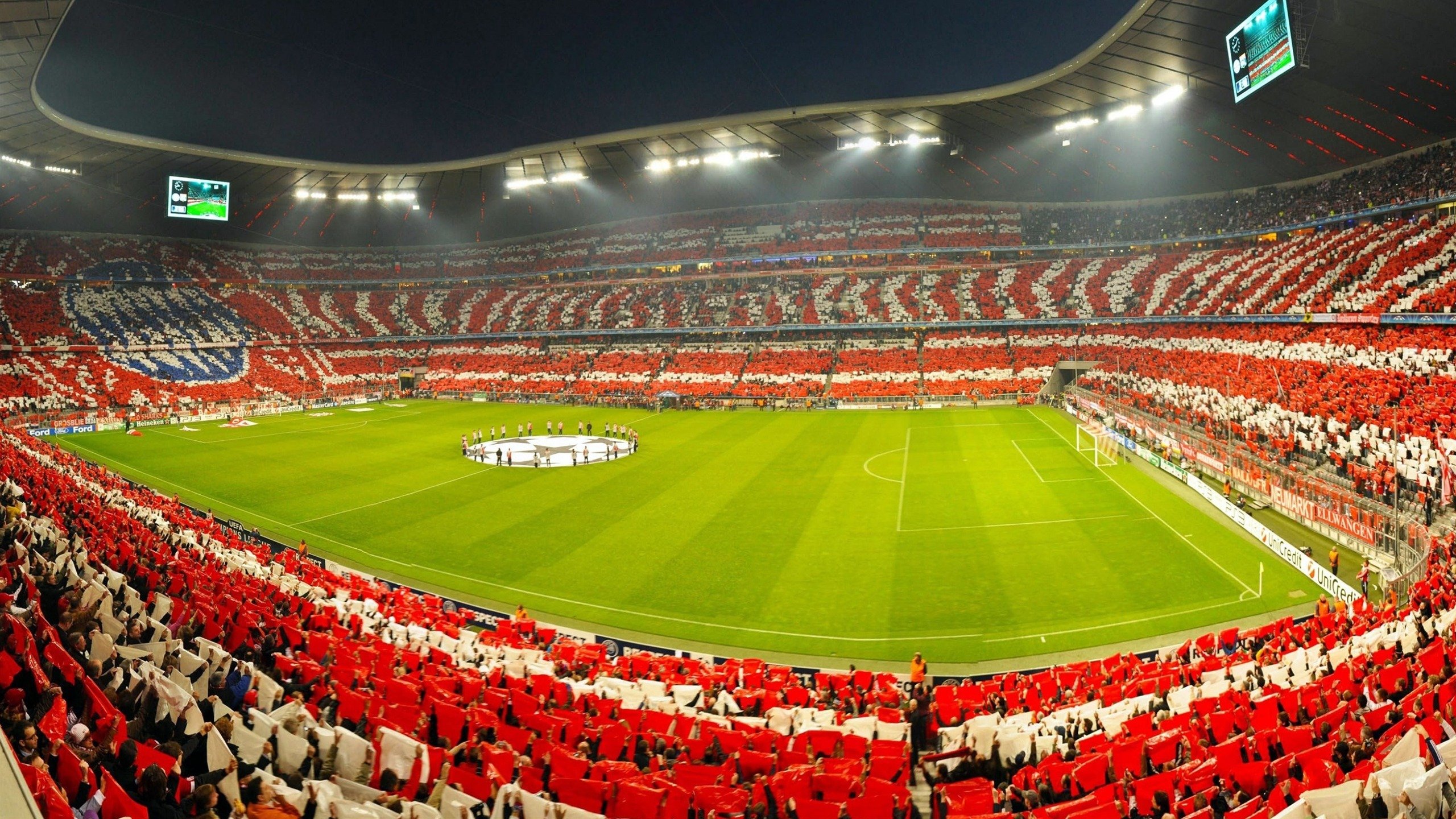 世界杯激情夜：精彩瞬间不停歇！，世界杯超燃视频